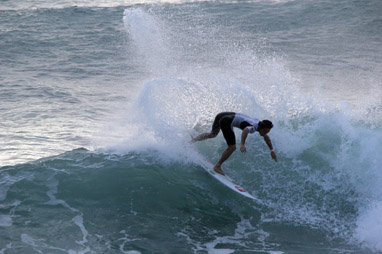 ĮM surfing 